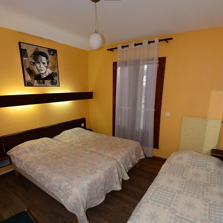 Friendly Auberge Колом'є Номер фото